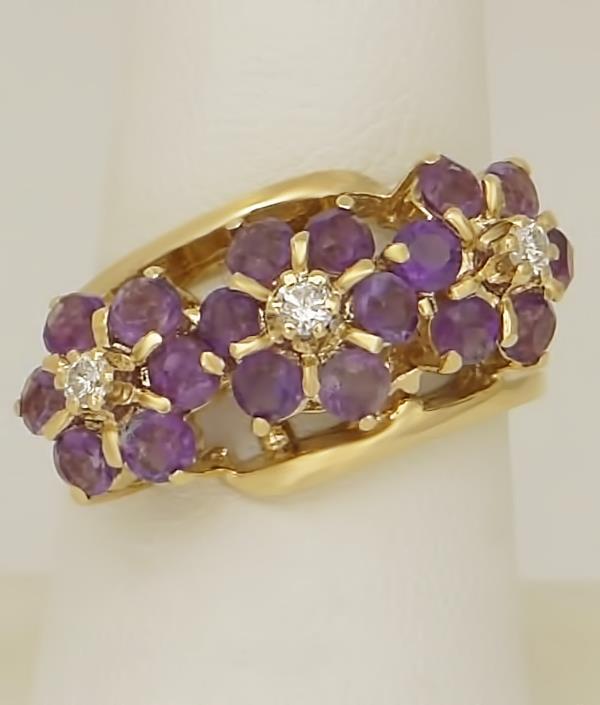 LADIES 14k YELLOW GOLD 1 3/4ct ROUND AMETHYST .05ct DIAMOND TRIO FLOWER RING