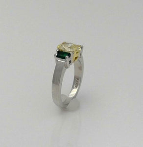 GIA PLATINUM 18k YELLOW GOLD 1.28ct YELLOW OVAL DIAMOND EMERALD ENGAGEMENT RING