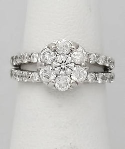 14k White Gold 1 1/2ct Round Diamond Flower Ring