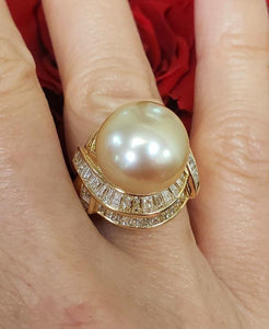 18k Yellow Gold 13.5mm Golden Tahitian Pearl & Diamond Ring - High-End Quality