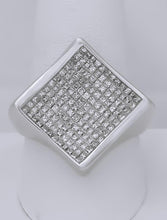 Load image into Gallery viewer, 585 14k WHITE GOLD SQUARE 2ct VS2-SI1 DIAMOND CLUSTER CONCAVE RING
