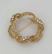 Load image into Gallery viewer, 14k Yellow Gold 1/5c Diamond Textured Wreath Leaf Leaves Pin Brooch 1.31&quot;
