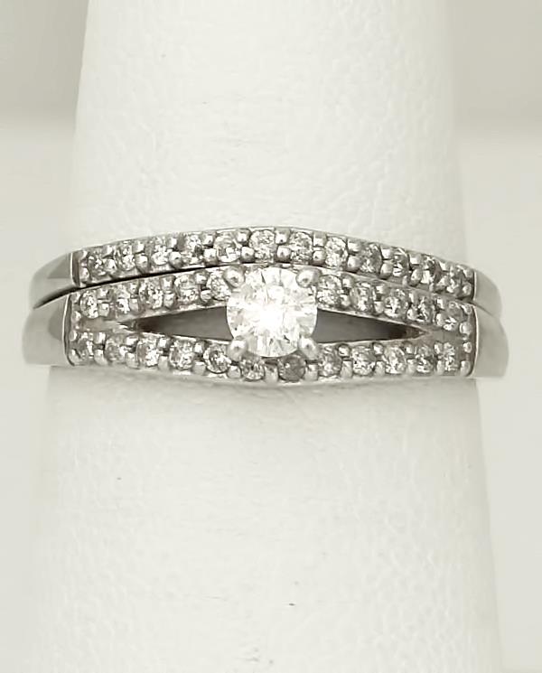 14k White Gold .40ct Round Diamond Wedding Engagement Ring Set